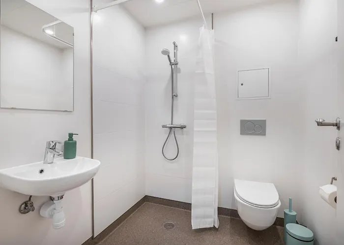 Kragsbjerggaard מלון *